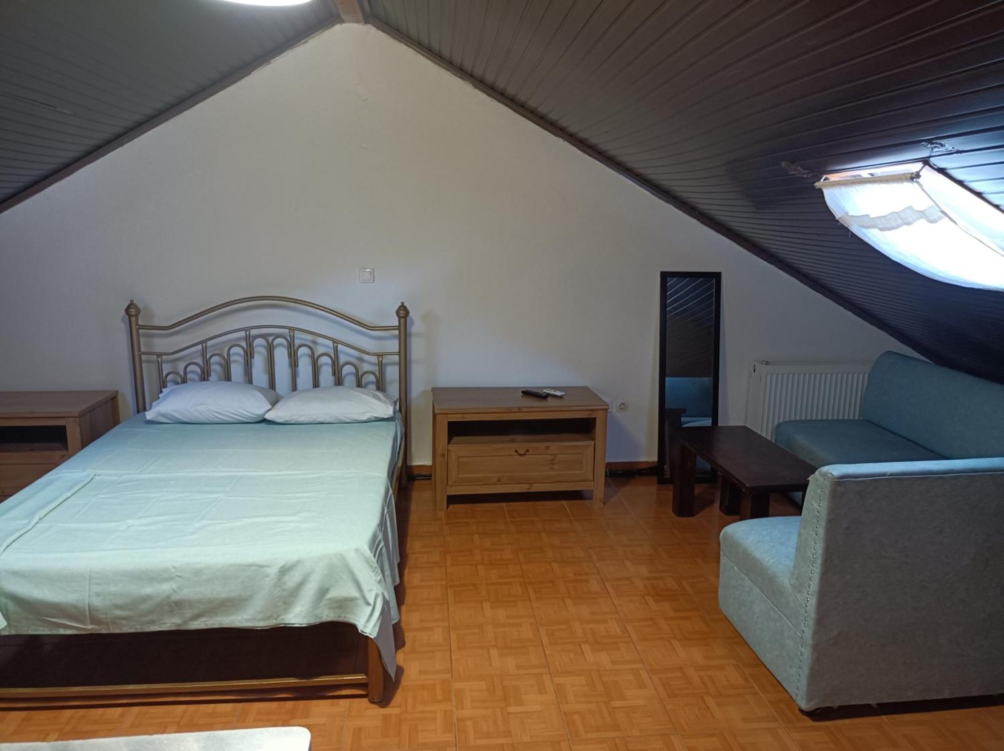 Blue Moon Apartments Nea Michaniona Habitación foto
