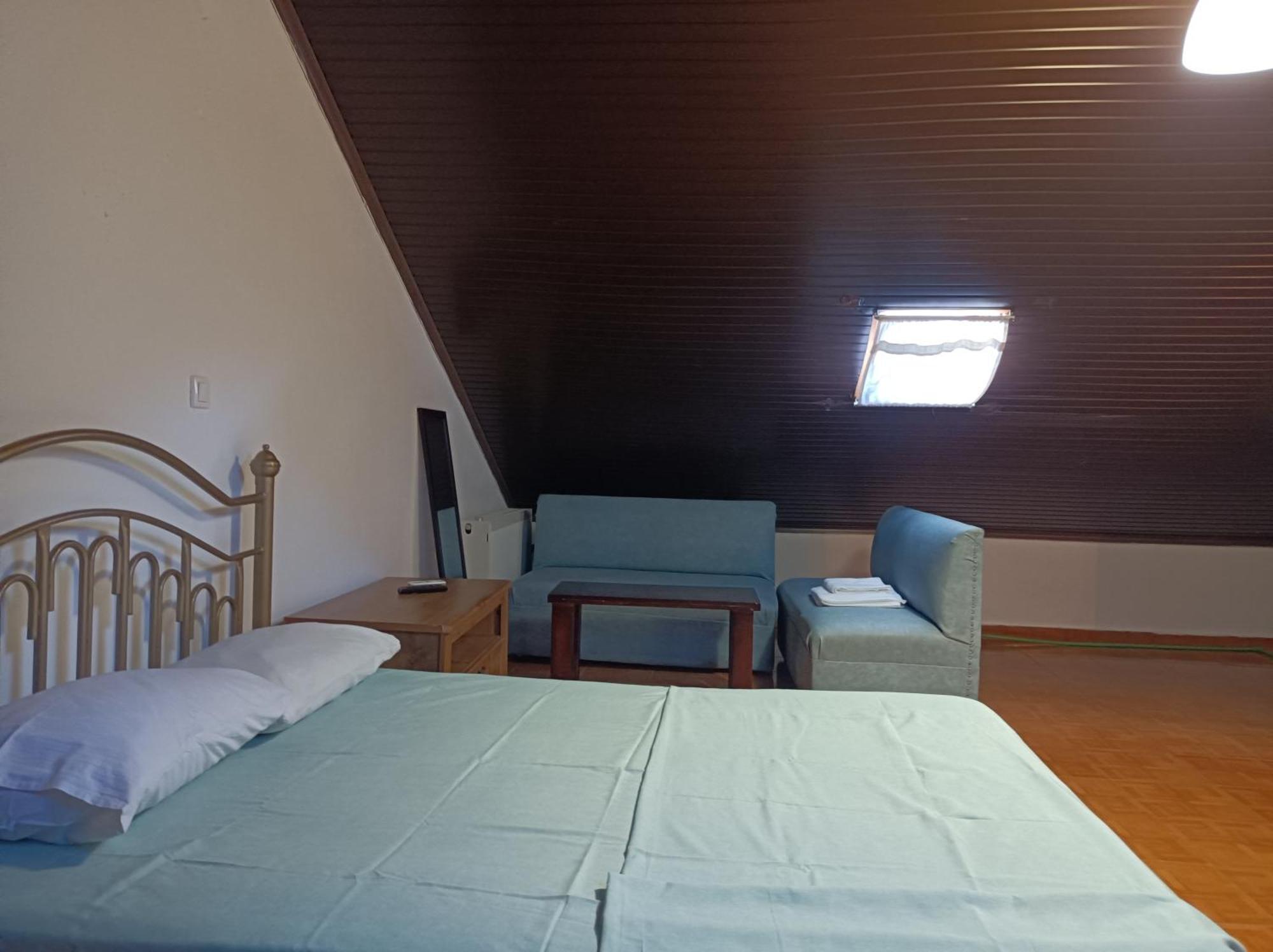 Blue Moon Apartments Nea Michaniona Habitación foto